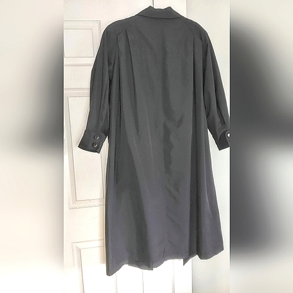 🎊HP‼️ Women's all-weather midlength coat with zip out lining - Picture 5 of 14